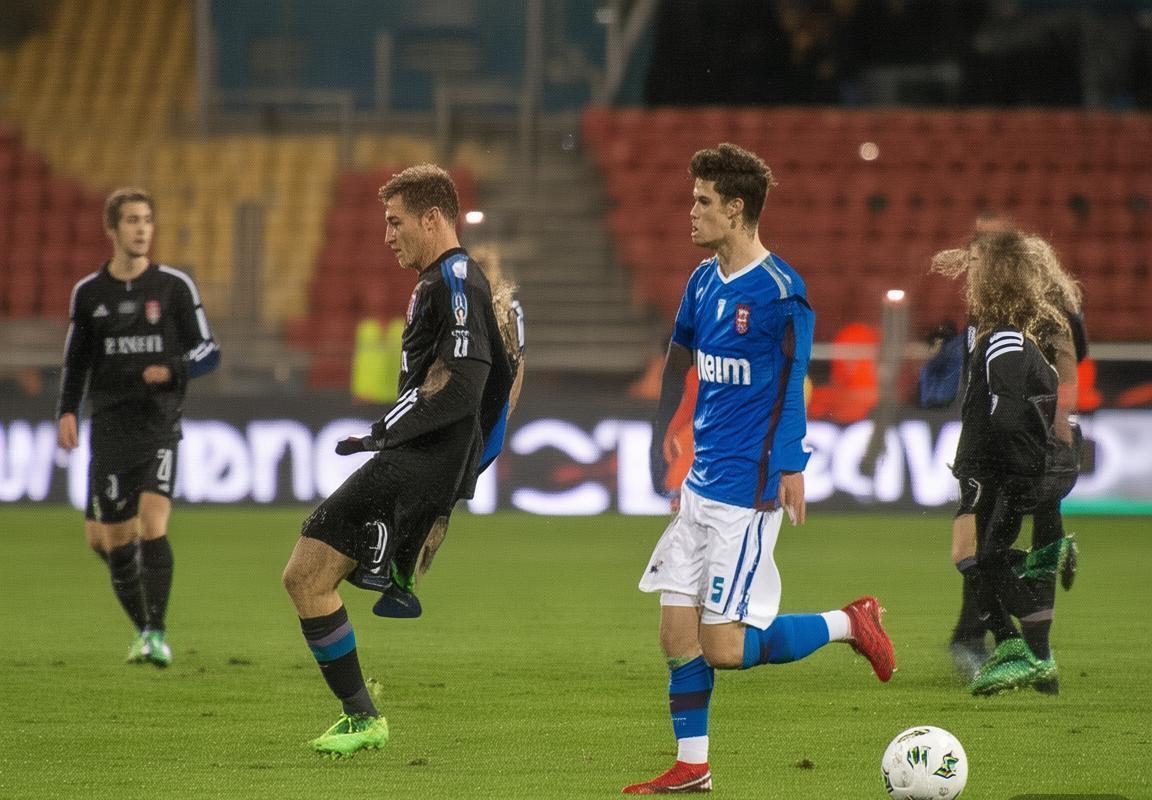 福伦丹VS埃青年：荷甲焦点战前瞻分析(图2)